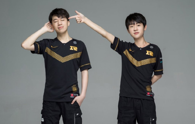 带来了新的 带来了新的